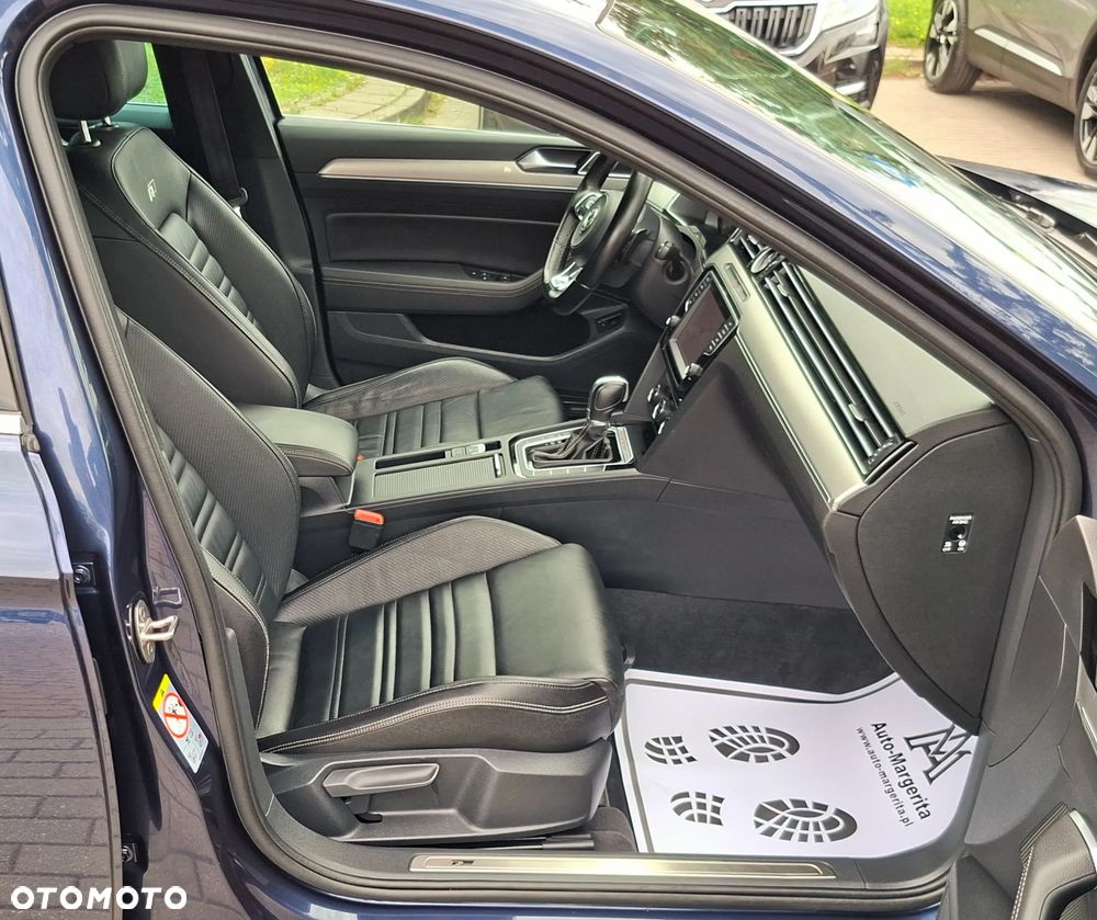 Volkswagen Passat Variant - 23