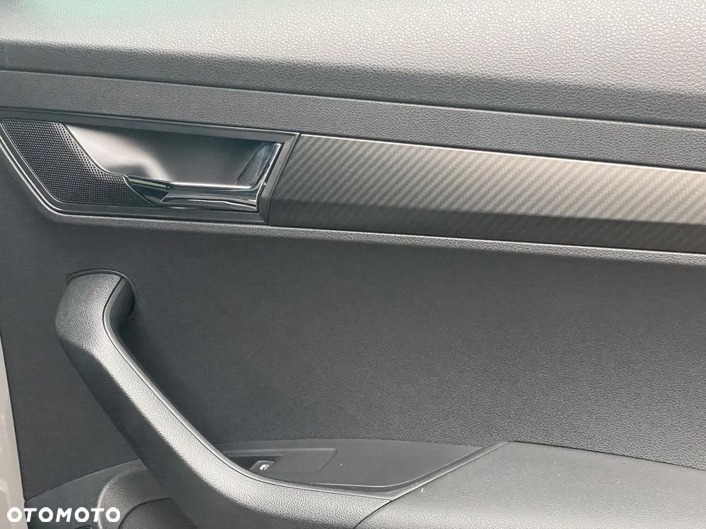 Skoda Karoq 2.0 TDI SCR 4x4 Sportline DSG - 25