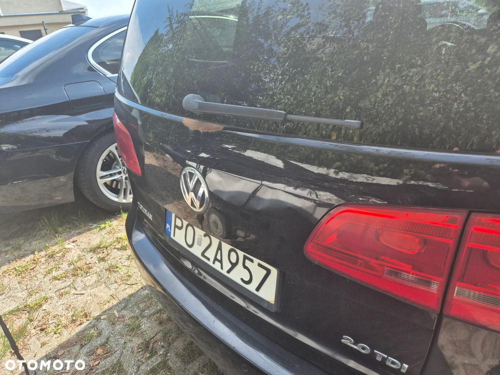 Volkswagen Touran 2.0 TDI DPF Highline - 6