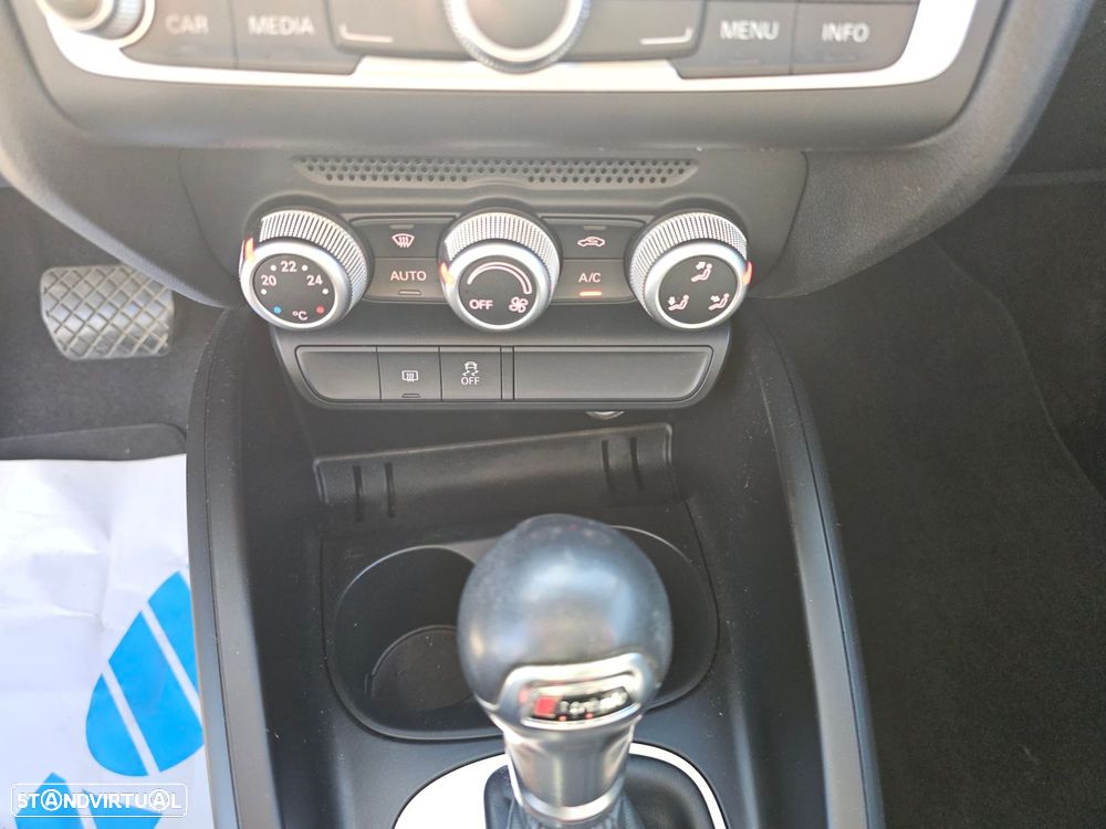 Audi A1 Sportback 1.4 TDI Sport S tronic - 28