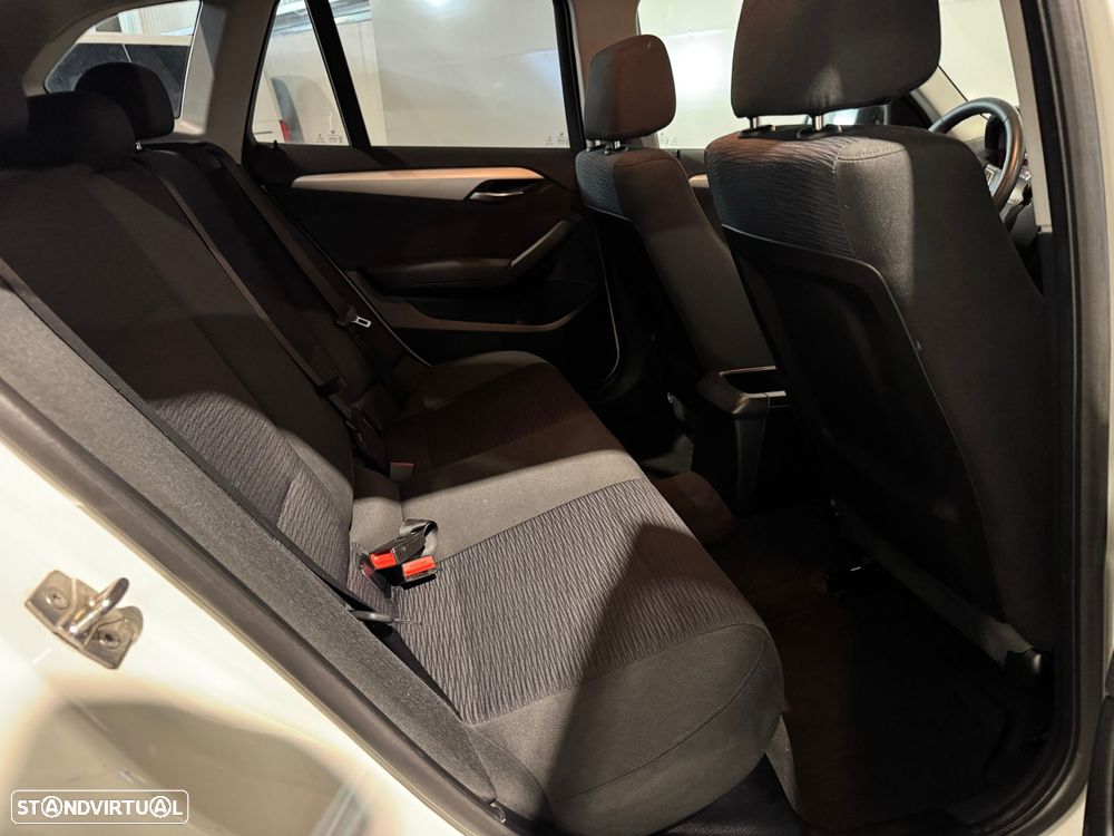 BMW X1 16 d sDrive Line Sport - 36