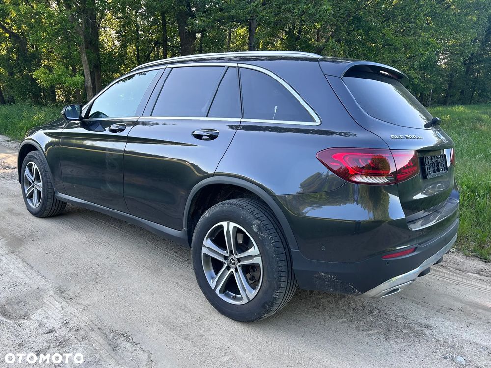 Mercedes-Benz GLC - 4