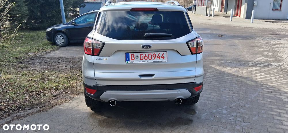 Ford Kuga 2.0 TDCi 4x4 Titanium - 10