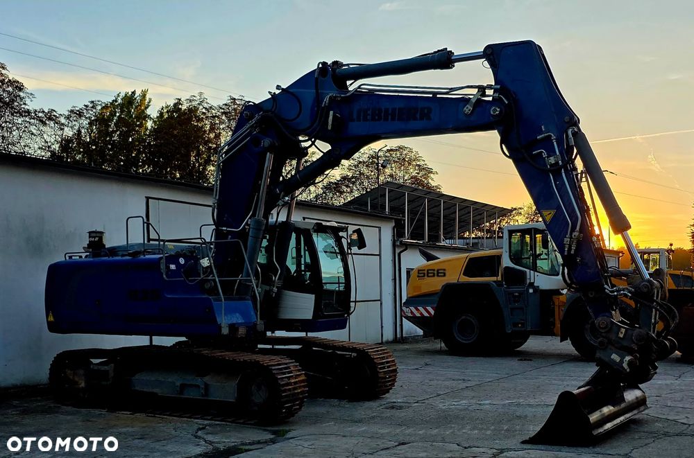 Liebherr R 936 - 2