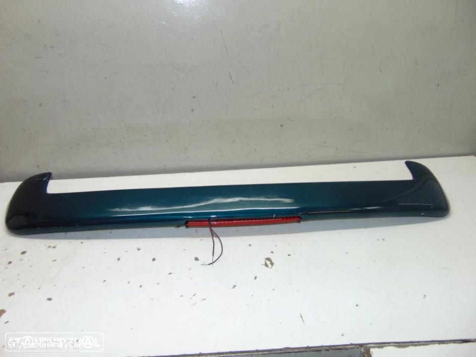Mitsubishi Colt 1º modelo com 3ª luz stop - 9