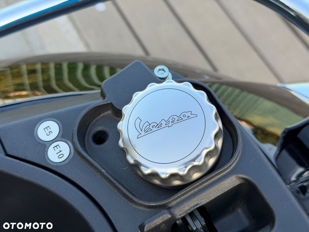Vespa GTS - 18