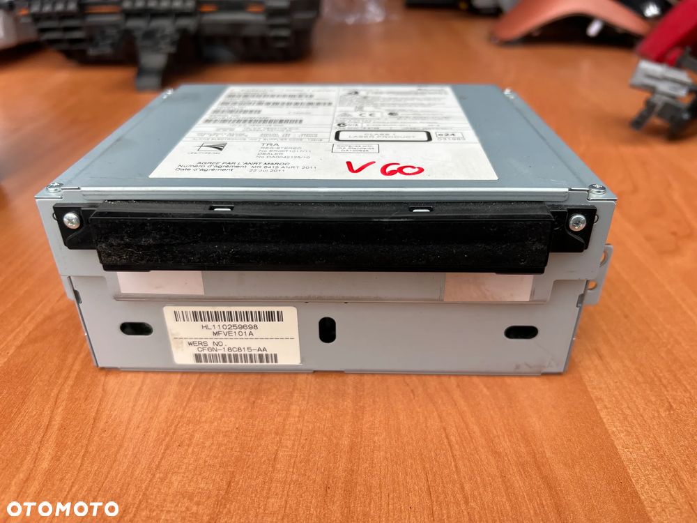 RADIOODTWARZACZ CD VOLVO V60 31358280AA - 3