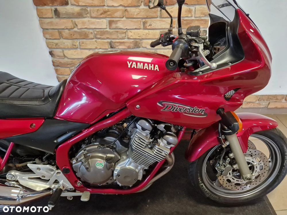Yamaha XJ - 37