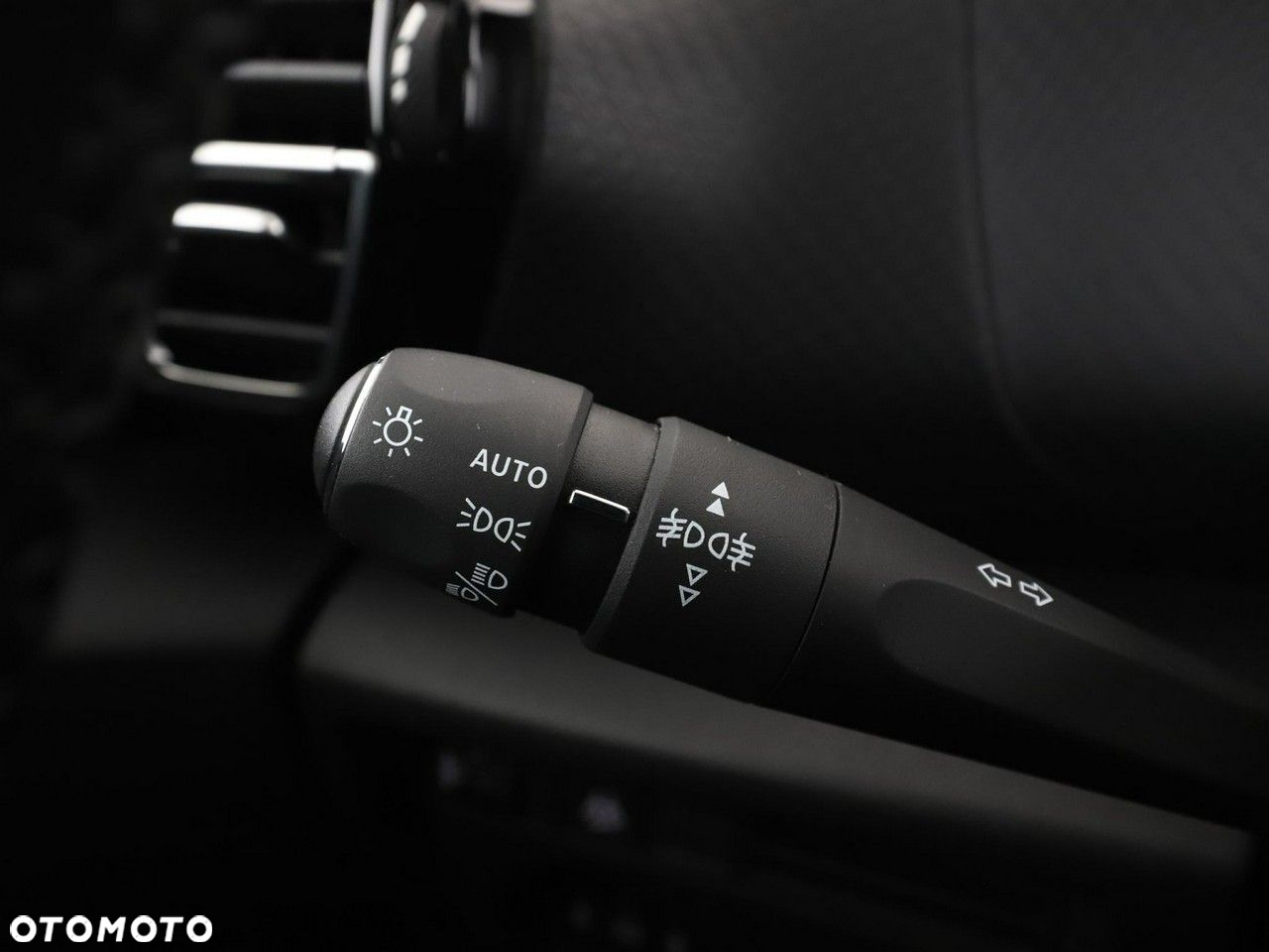 Citroën C4 1.2 PureTech Shine S&S EAT8 - 36