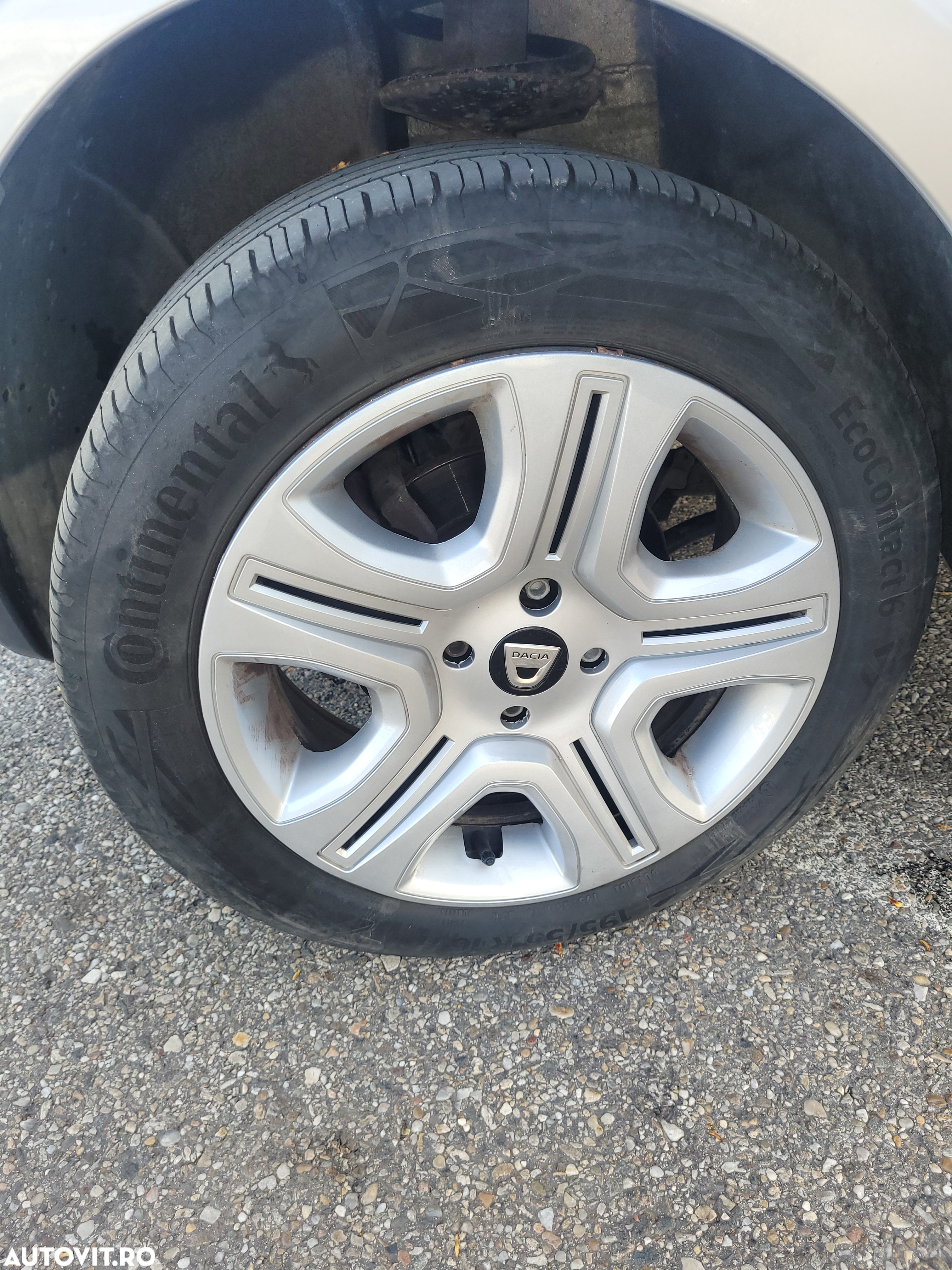 Dacia Sandero 1.4 MPI Laureate - 16