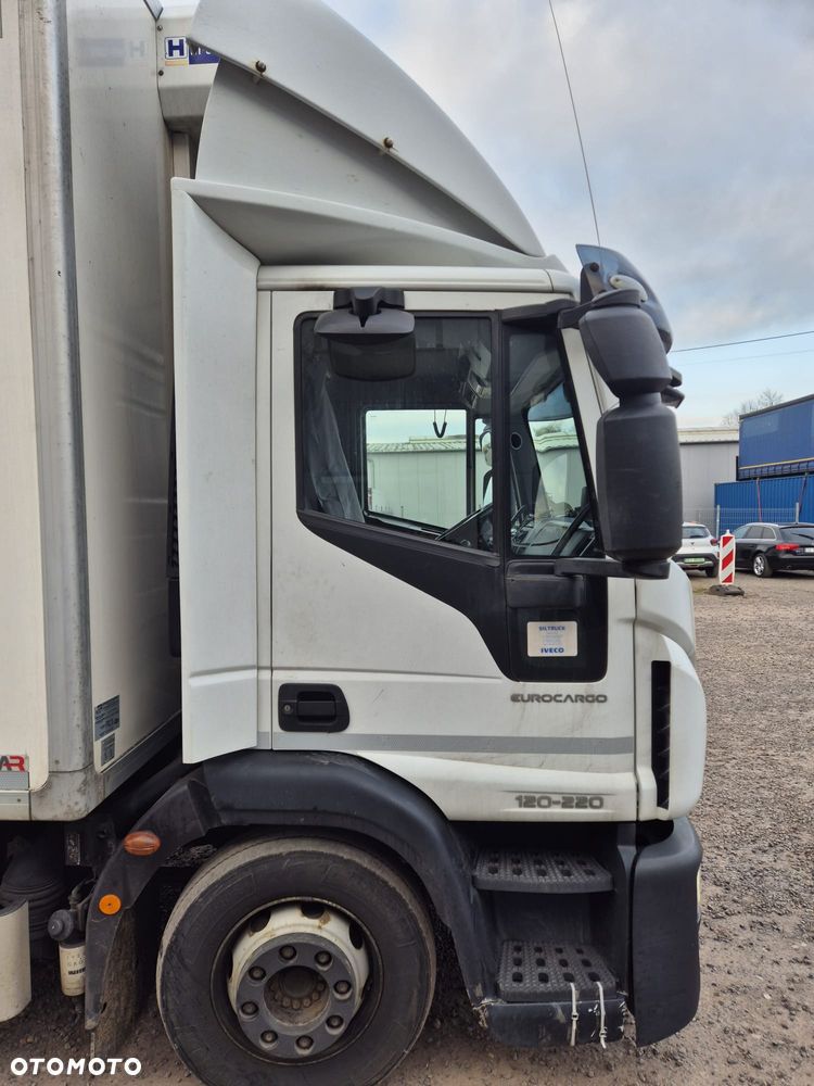 Iveco 120E 220 - 8