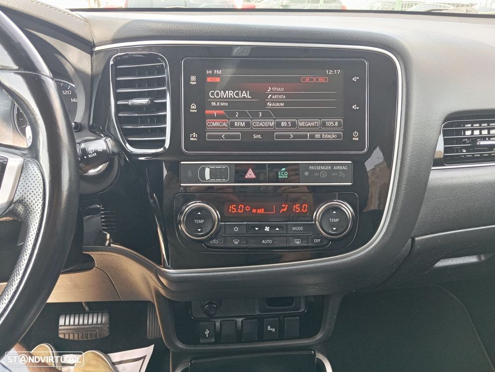 Mitsubishi Outlander 2.4 4WD Plug-In Hybrid Spirit+ - 9