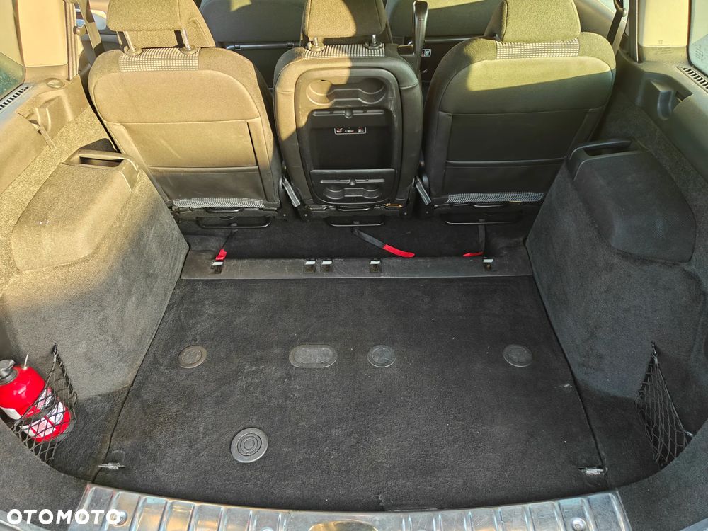 Peugeot 307 1.6 - 18