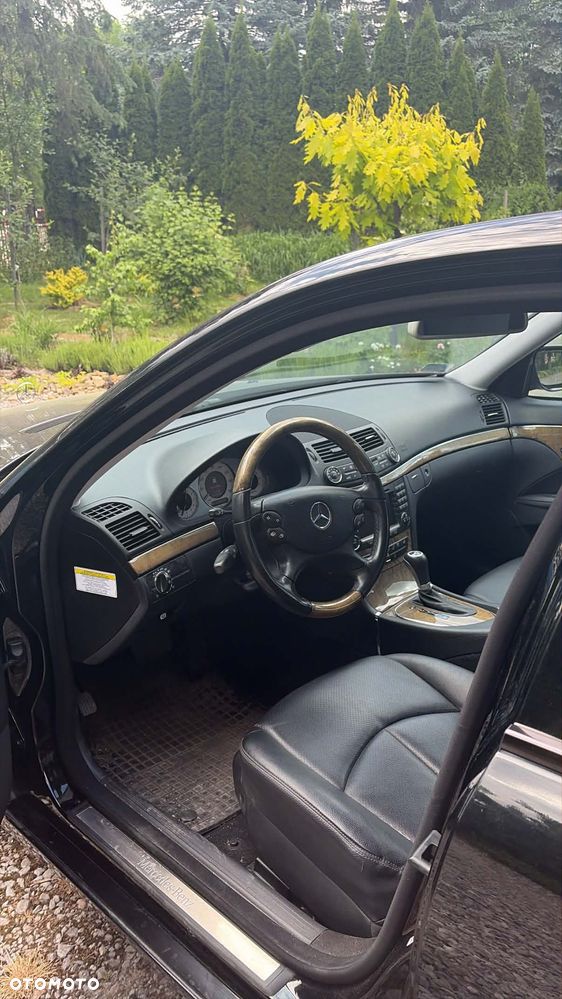 Mercedes-Benz Klasa E 350 4Matic Automatik Elegance - 24