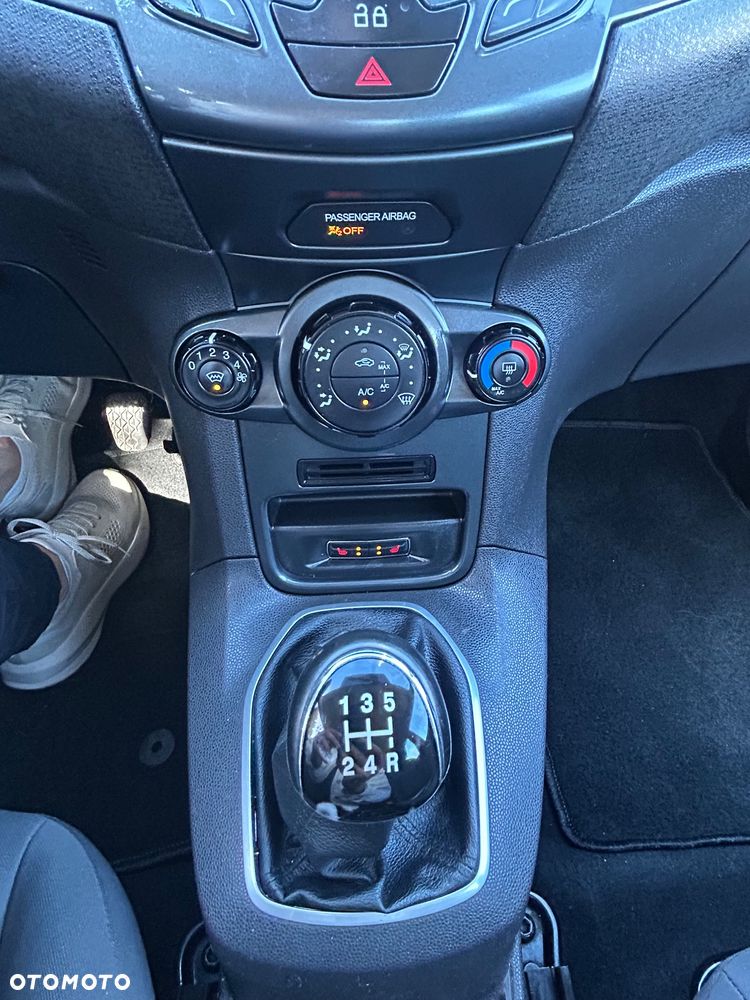 Ford Fiesta 1.0 Silver X Plus - 19