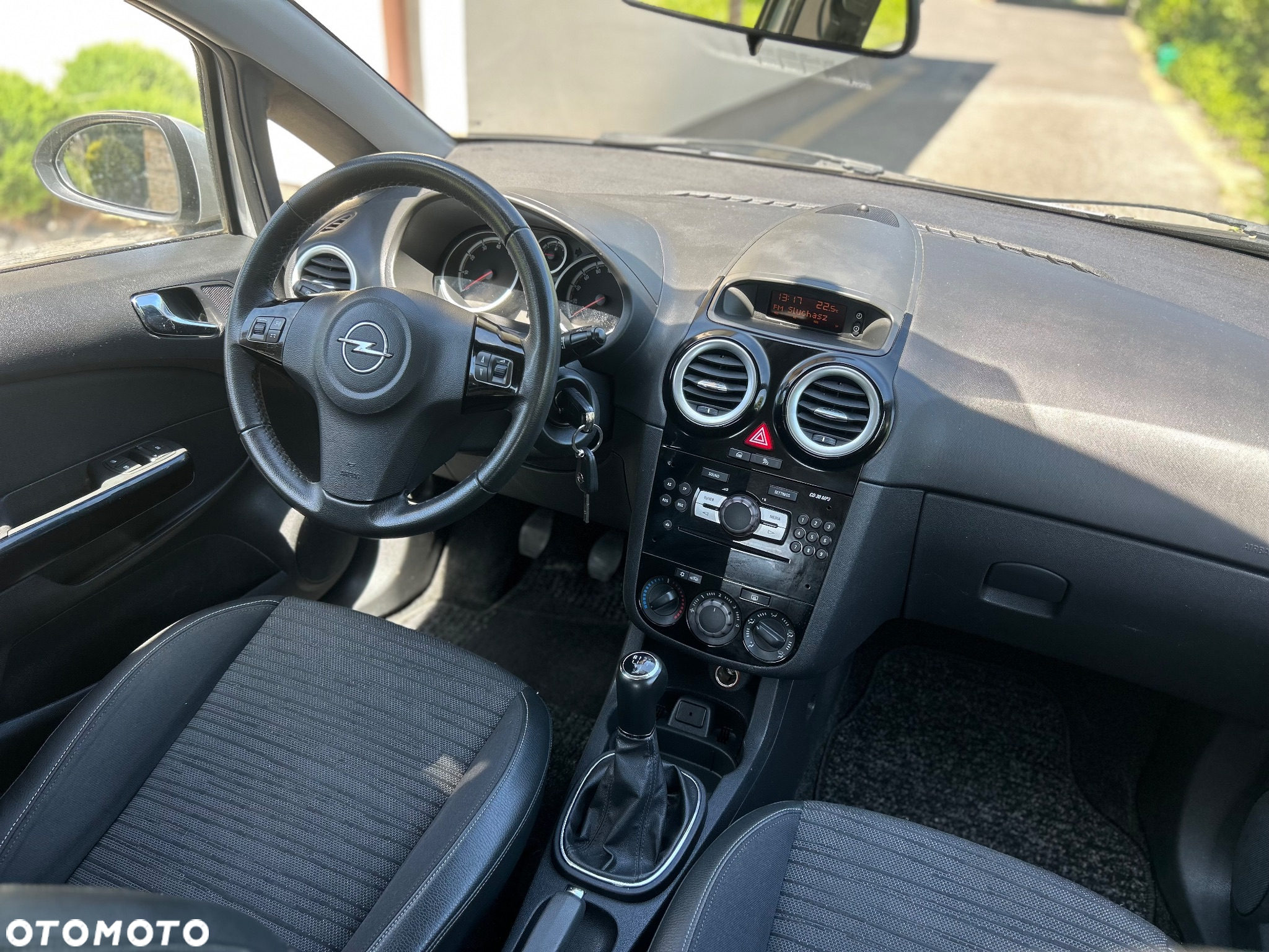 Opel Corsa 1.2 16V Color Edition - 28