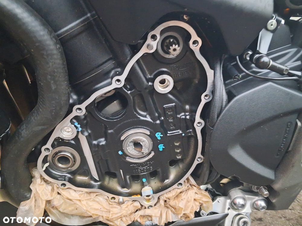 Triumph Street Triple - 25