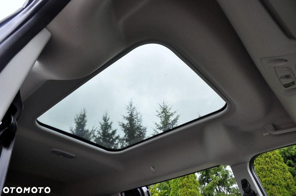 Ford Tourneo Connect - 23