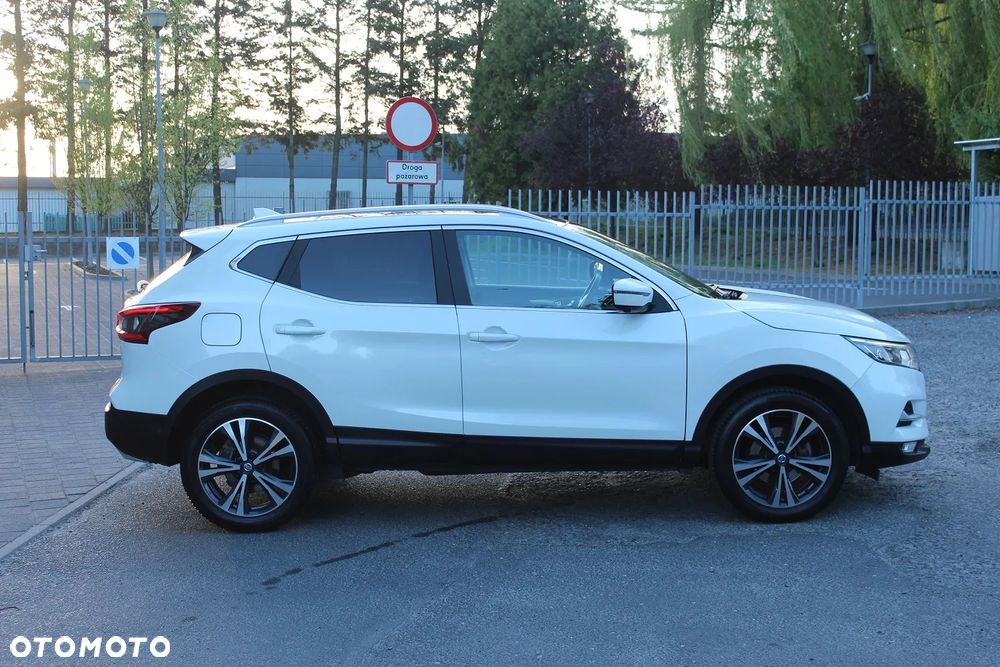 Nissan Qashqai 1.6 DIG-T 360 - 10
