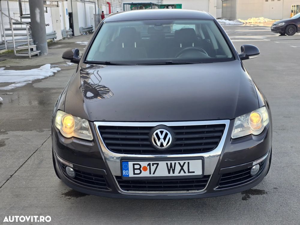Volkswagen Passat 2.0TDI Comfortline DPF DSG - 6