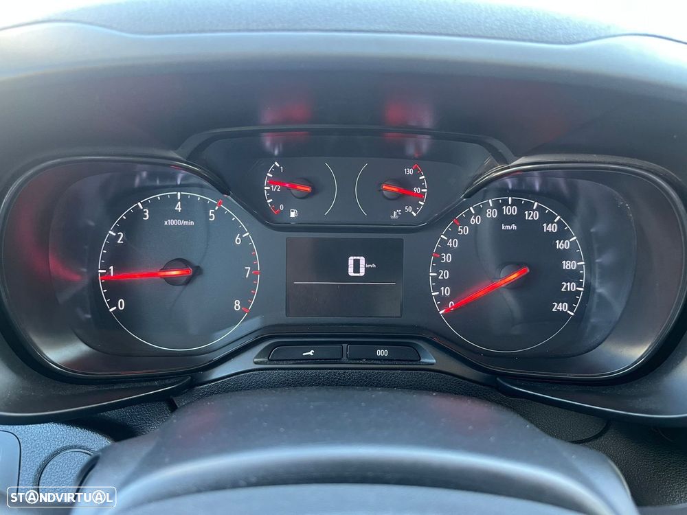 Opel Combo 1.5 102cv 3 LUGARES - LONGA - AC - IVA DEDUTÍVEL - 31