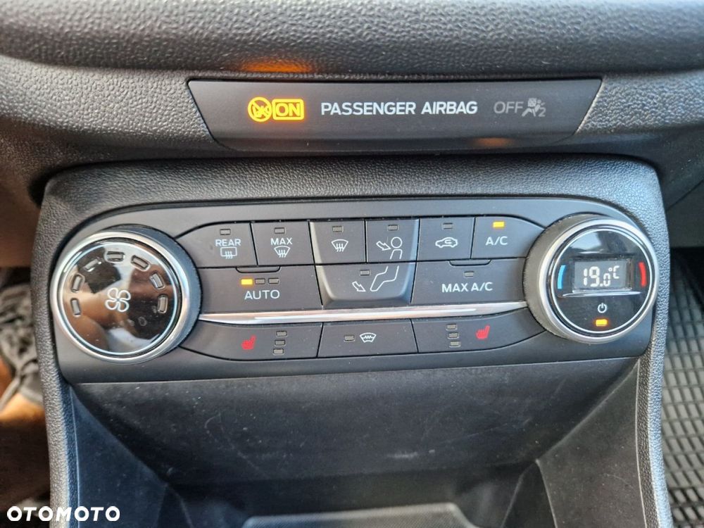 Ford Fiesta - 13