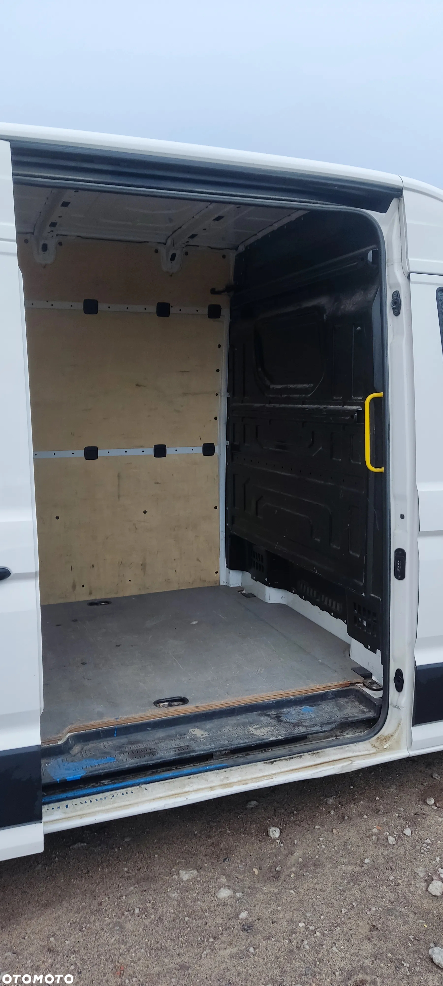 Volkswagen Crafter - 14