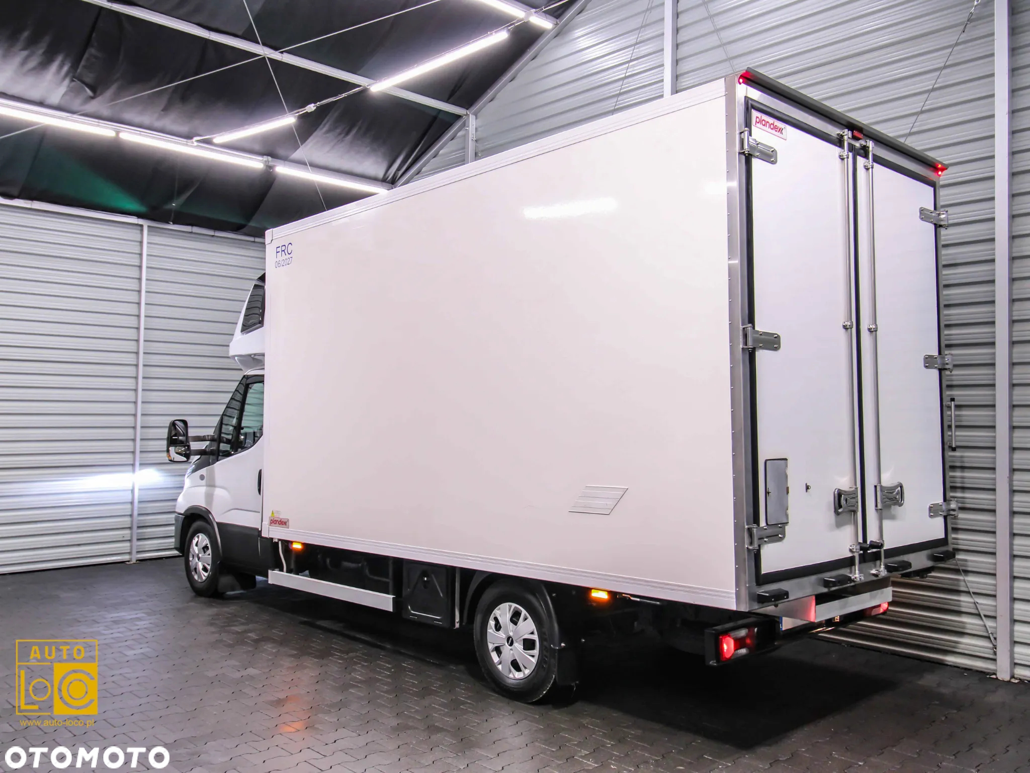 Iveco DAILY CHŁODNIA / MROŹNIA / AGREGAT x 2 - 6