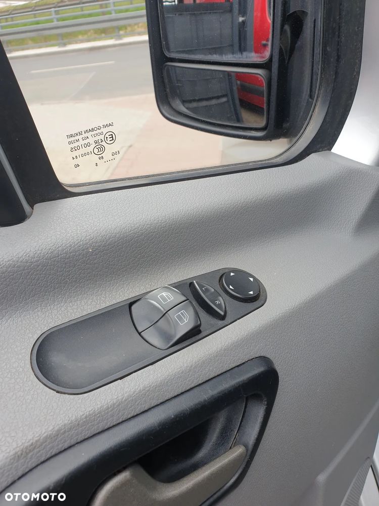 Mercedes-Benz sprinter - 6