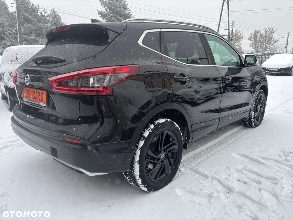 Nissan Qashqai 1.3 DIG-T TEKNA - 9