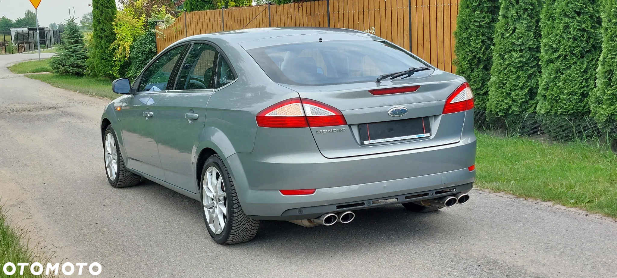 Ford Mondeo 2.5 Titanium - 8