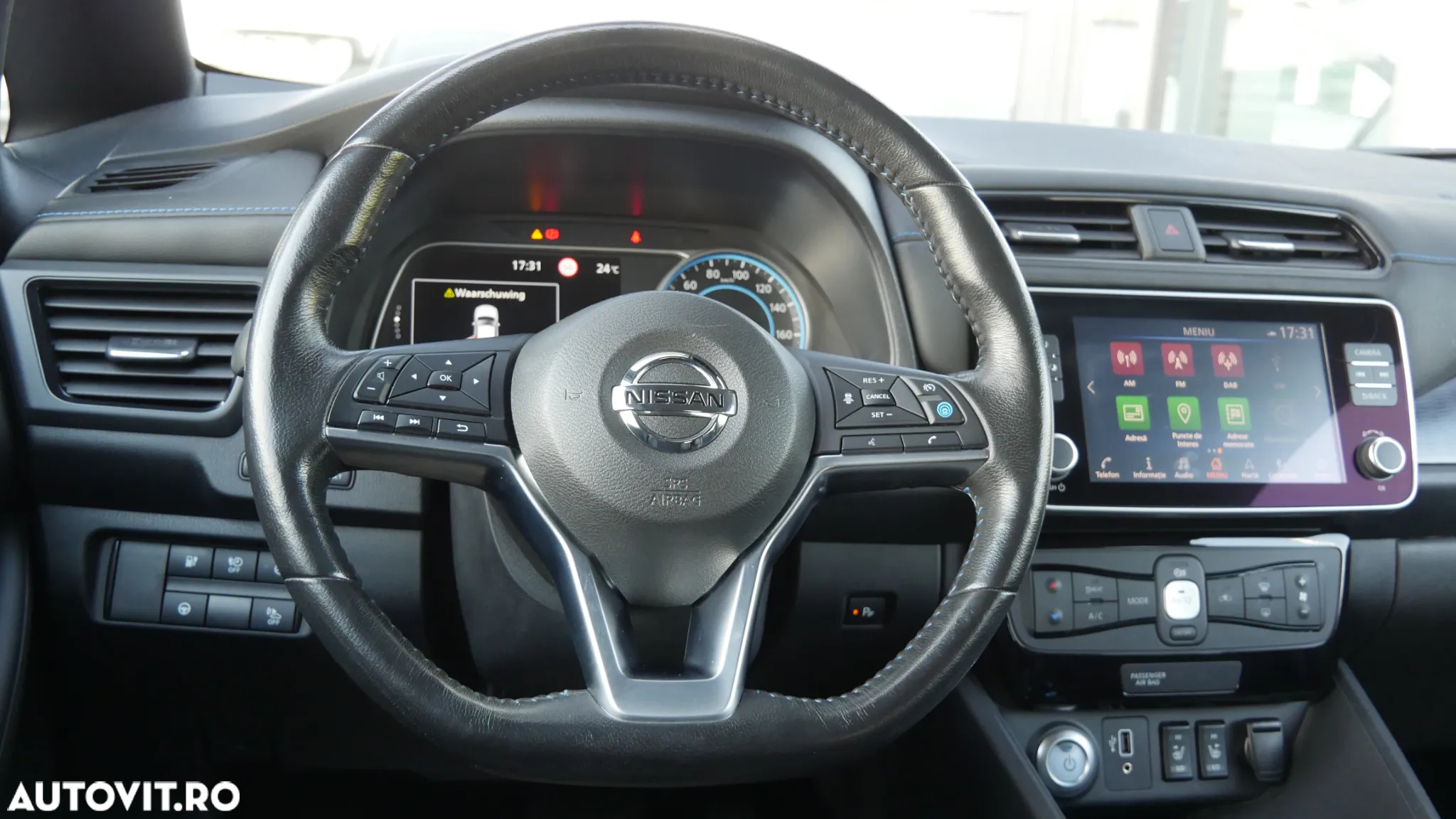 Nissan LEAF 40 kWh Tekna - 27
