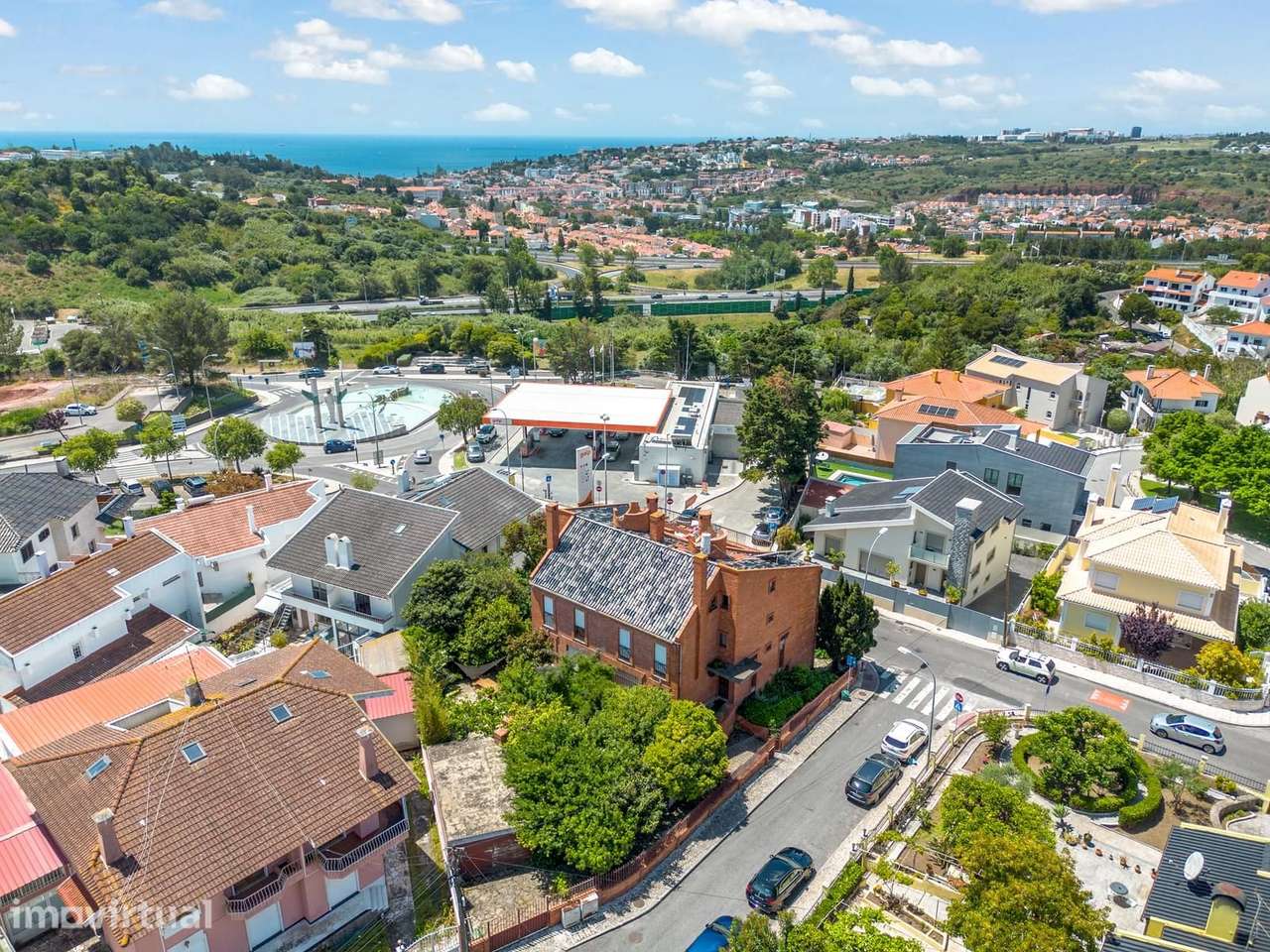 Moradia Geminada T5 com jardim, Nova Queijas, Oeiras - Grande imagem: 2/48
