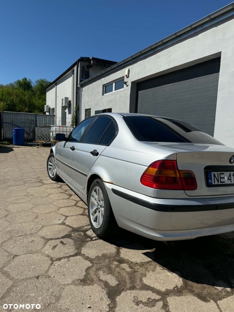 BMW Seria 3 320d - 8