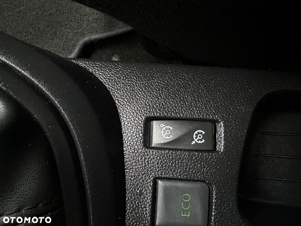 Renault Captur ENERGY TCe 90 Start&Stop Intens - 32