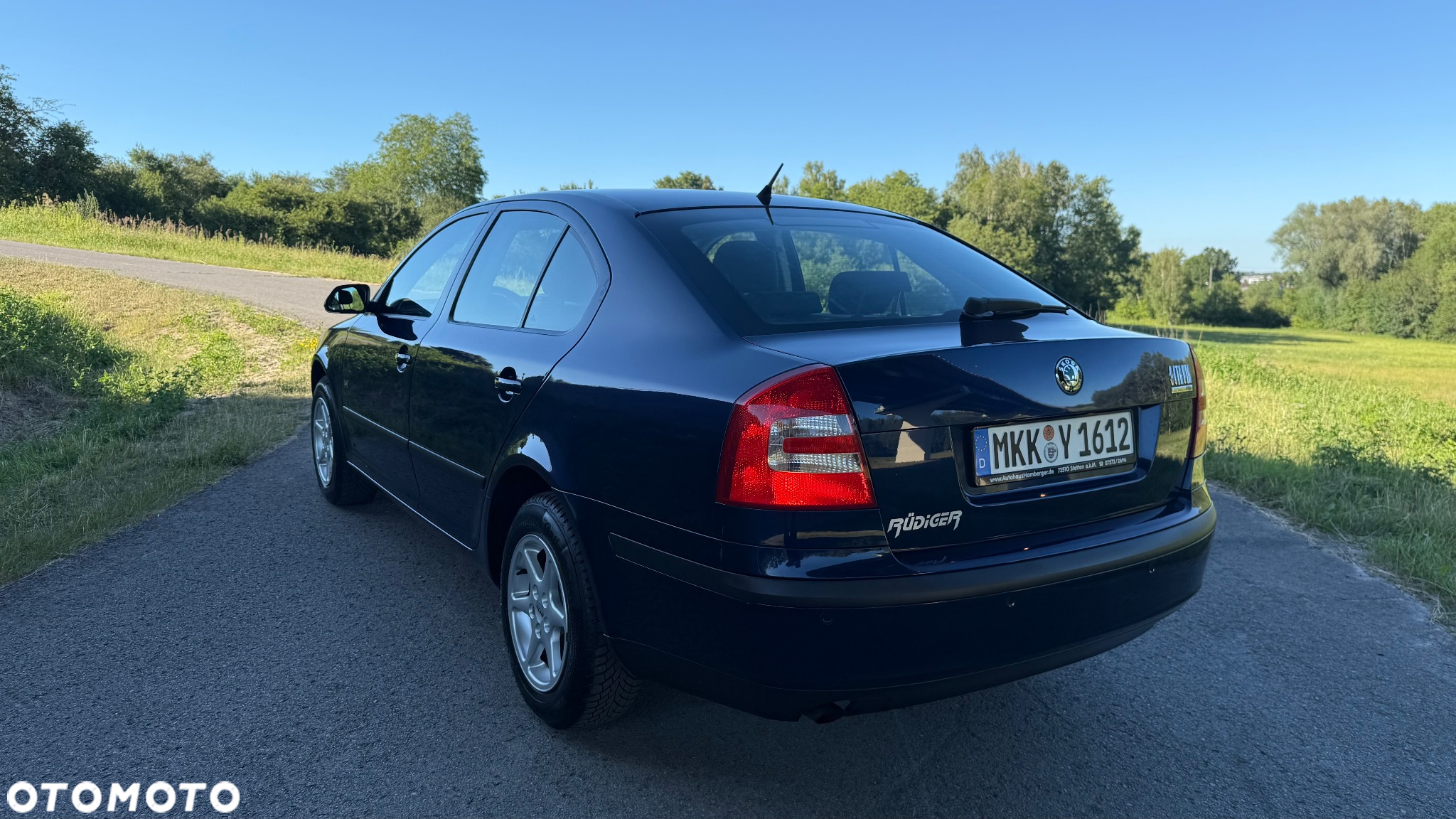 Skoda Octavia 1.6 FSI Ambiente - 11