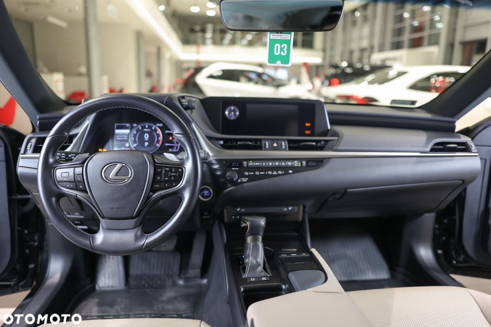 Lexus ES - 6