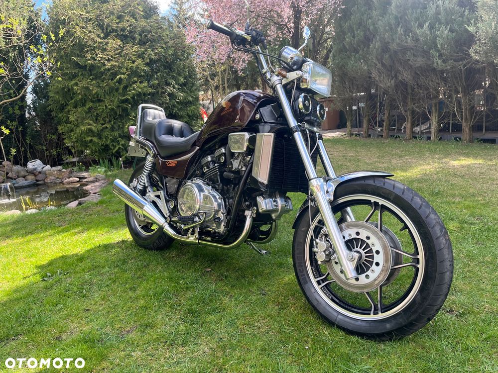Honda VF - 9