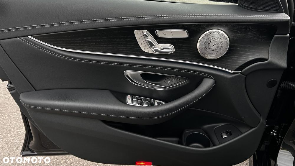 Mercedes-Benz Klasa E 220 d 4-Matic AMG - 10