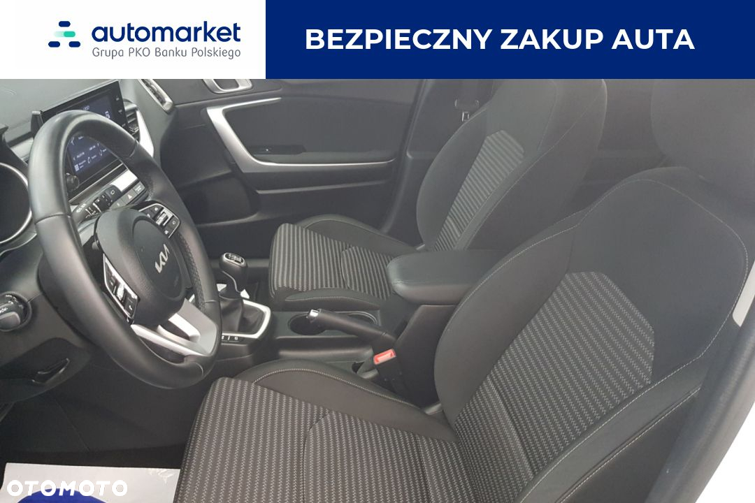 Kia Ceed 1.5 T-GDI M - 10
