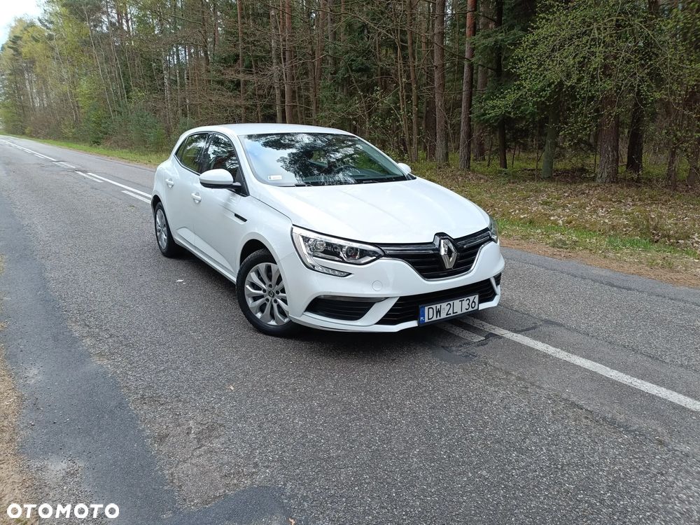 Renault Megane 1.6 SCe Life - 23