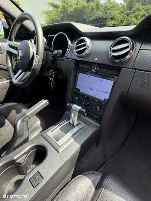 Ford Mustang 4.6 V8 GT - 19