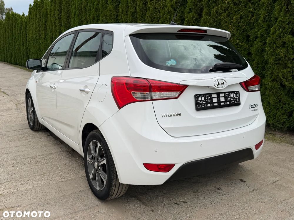 Hyundai ix20 1.4 blue Space+ - 19