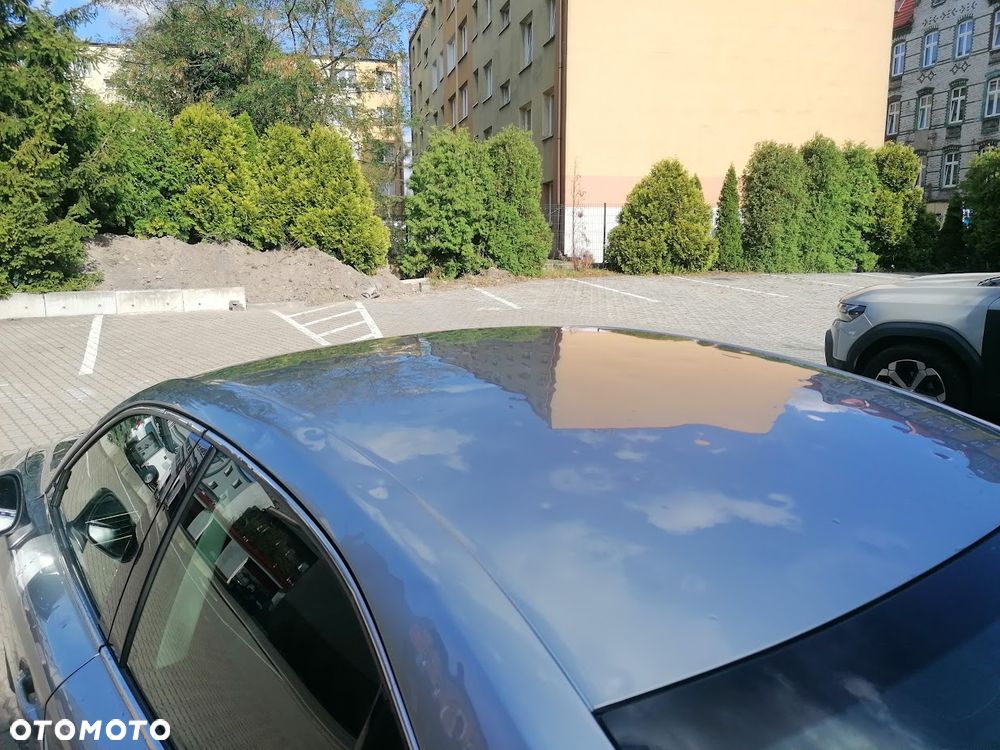 Lexus IS 300h Elegance - 6