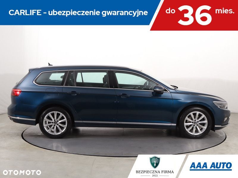 Volkswagen Passat Variant - 8