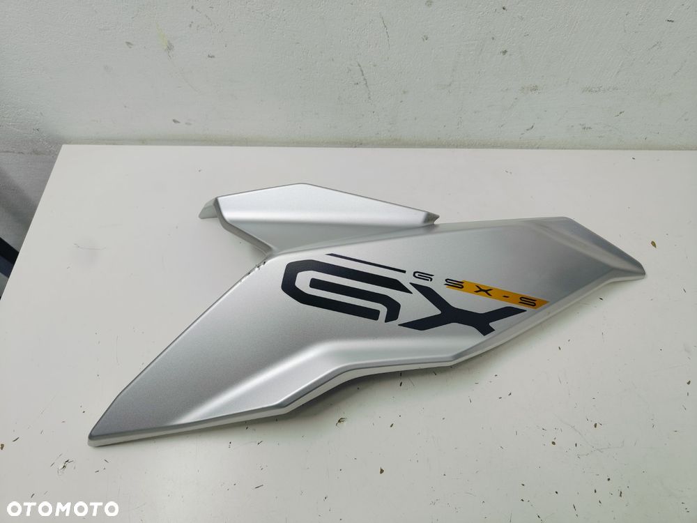 Owiewka Prawa przód Suzuki GSX-S1000GX - 1