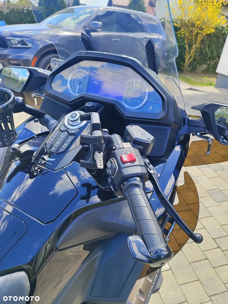 Honda GL - 10