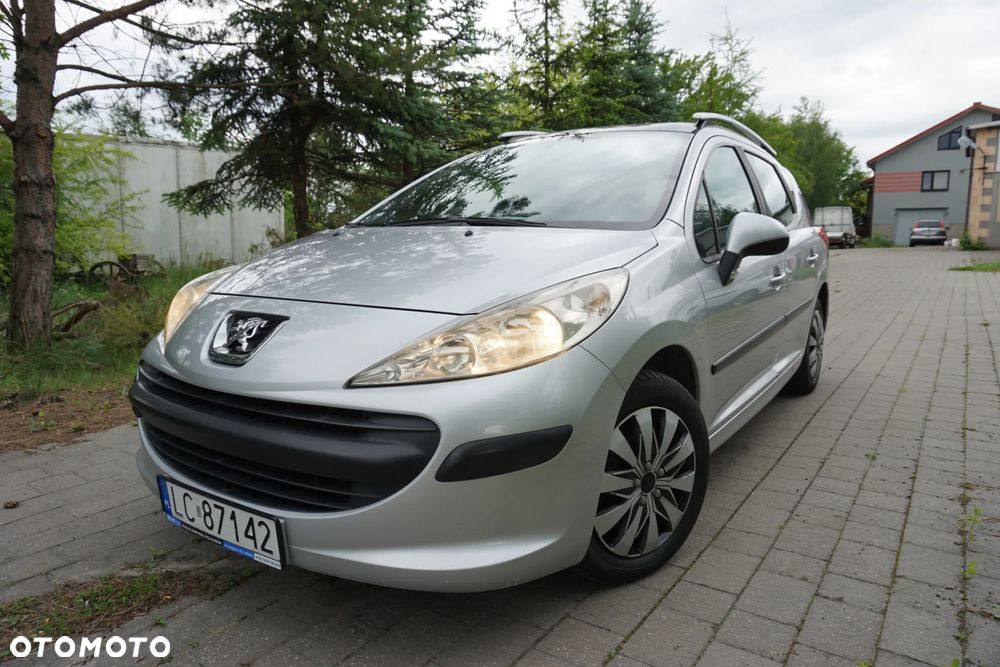 Peugeot 207 1.4 16V Trendy - 1