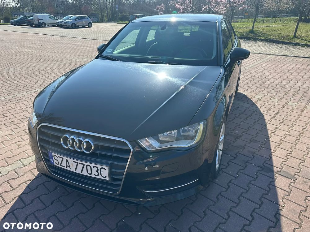 Audi A3 Sportback 1.6 TDI Attraction - 8