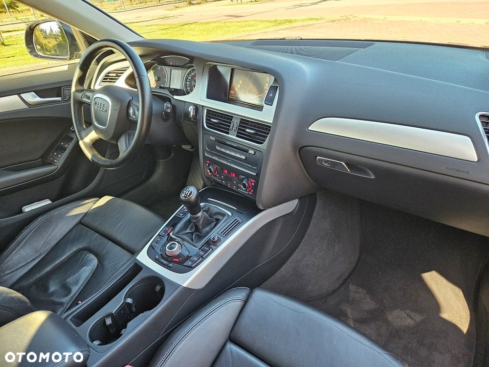 Audi A4 Avant 2.0 TDI DPF - 8